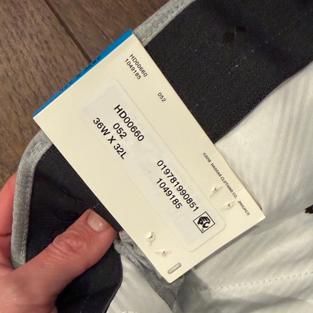 J.M. Haggar Premium Dress Pant Light Gray Slim Fit 36W x 32L NWT - Picture 3 of 9
